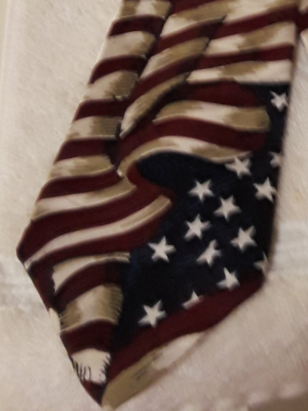 Museum Artifacts USA Flag Silk Tie Antique-Style Americana Patriotic Star Stripe